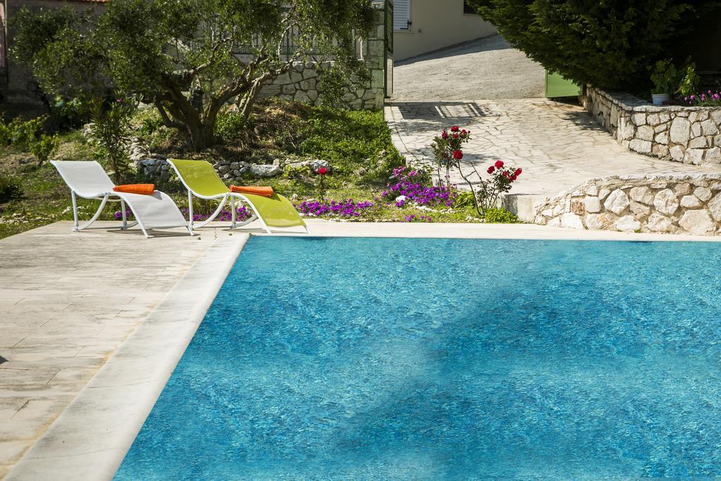 Country Villa Atheras Exterior photo